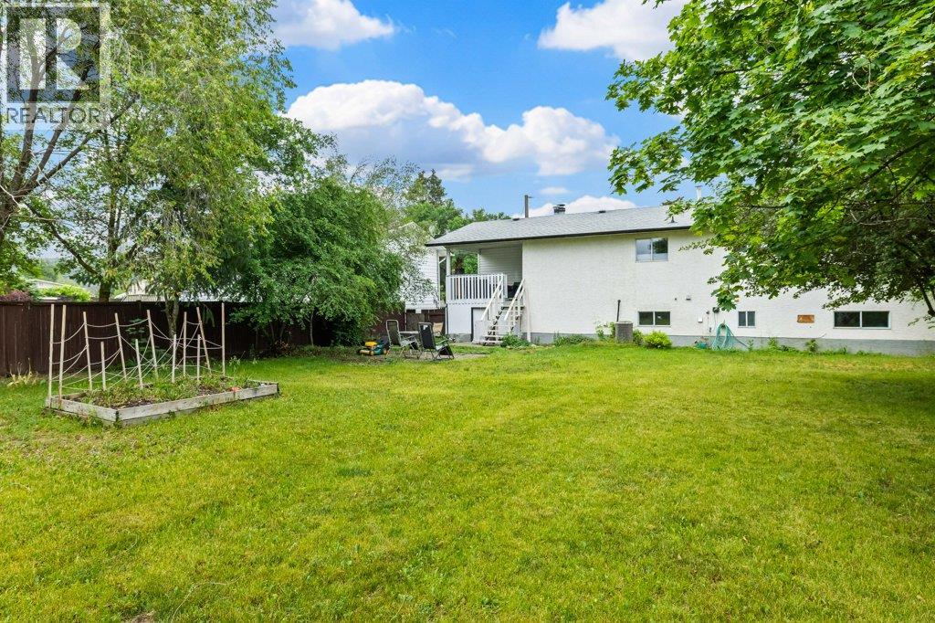 900 Hickory Road