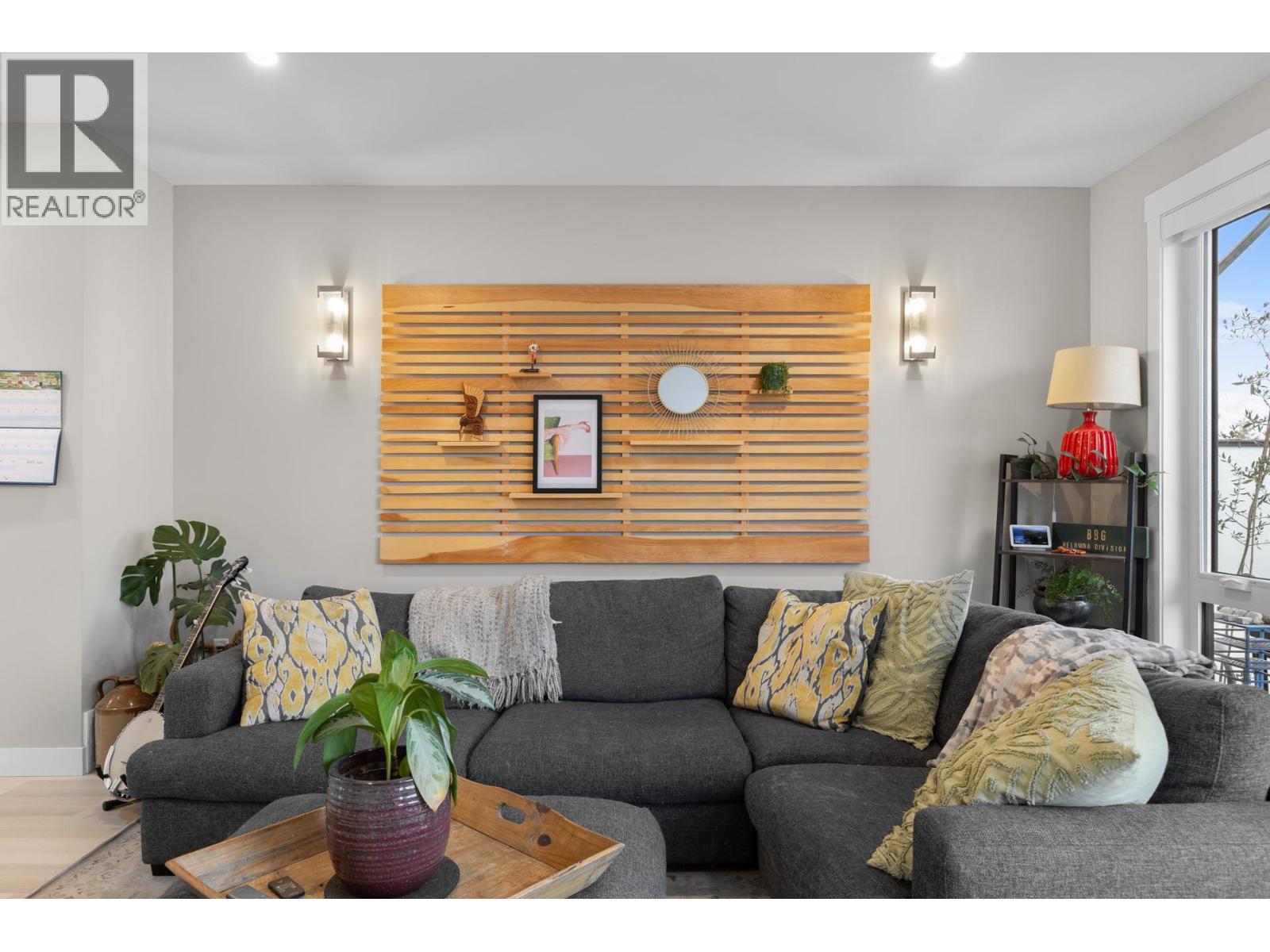 3220 Hilltown Drive Unit# 6