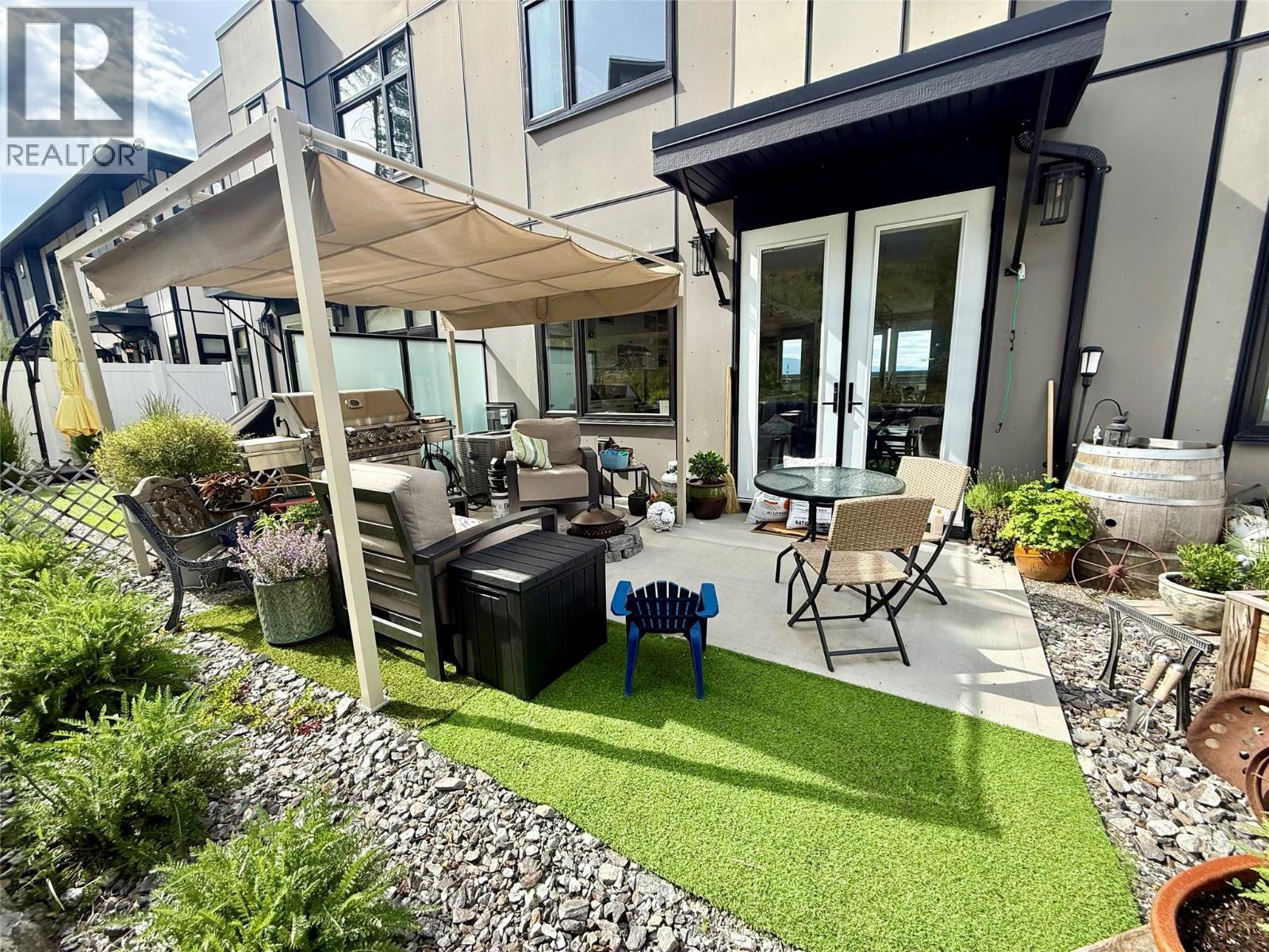 3220 Hilltown Drive Unit# 6