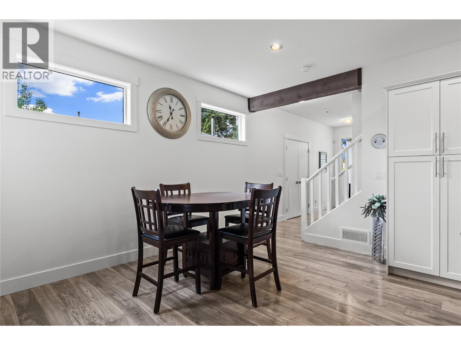 827 Juniper Road