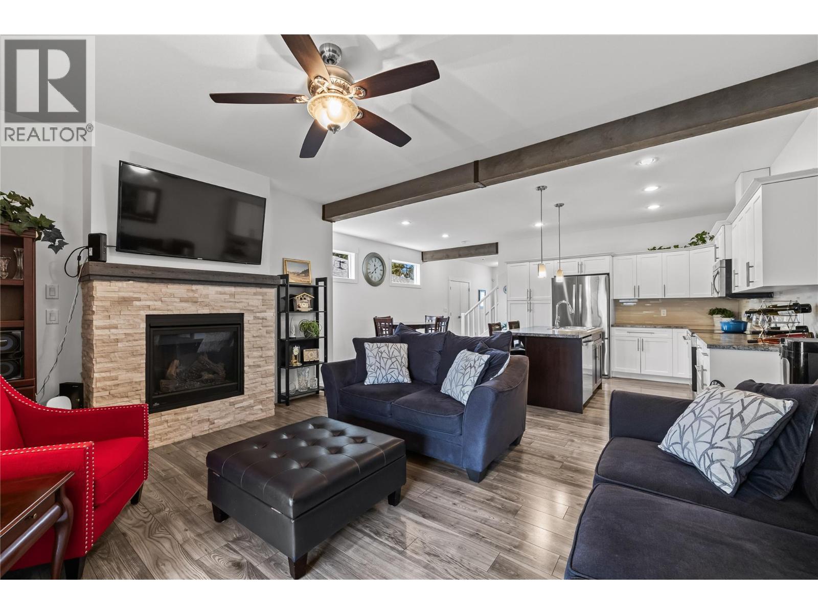827 Juniper Road
