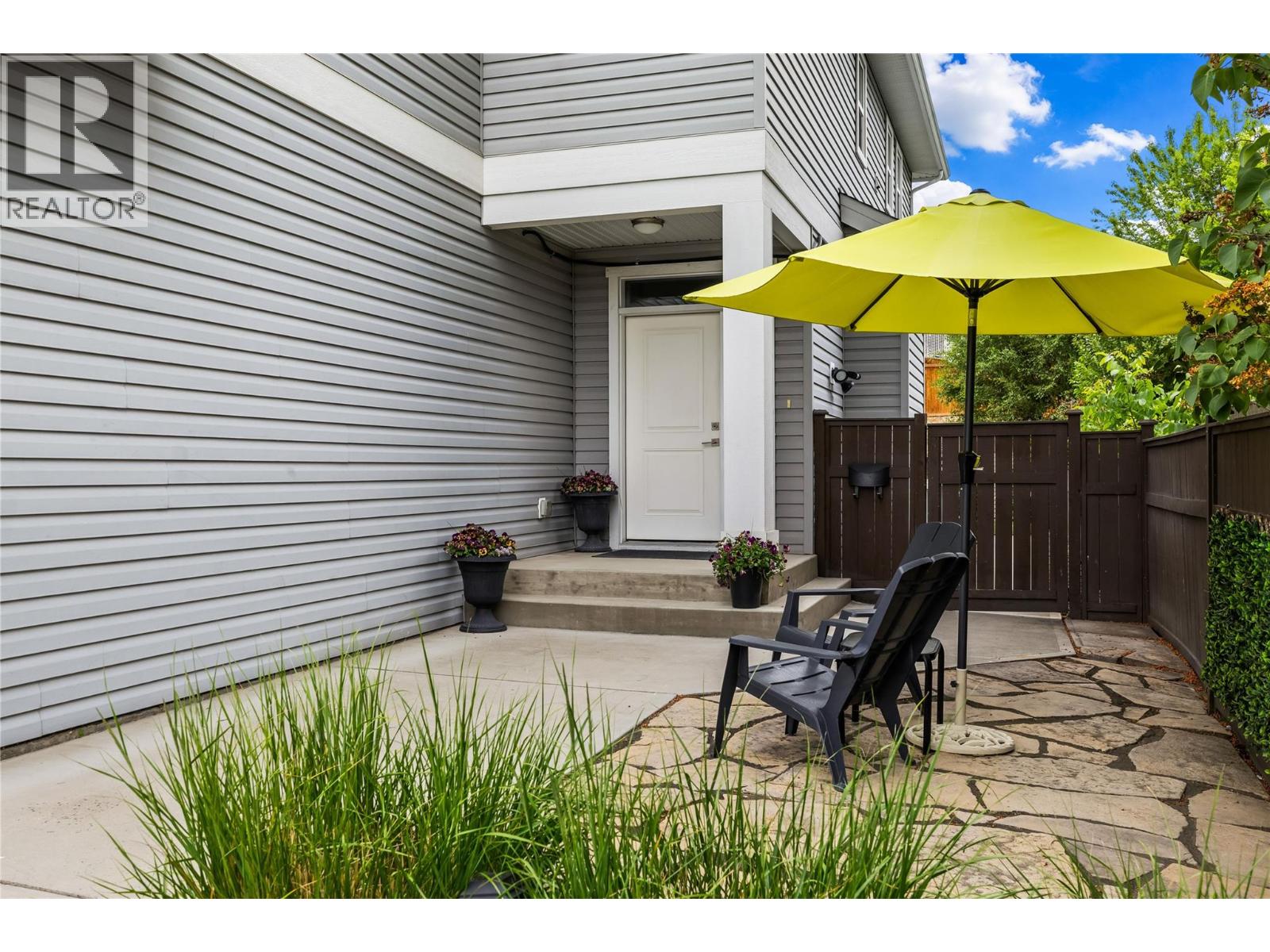 827 Juniper Road