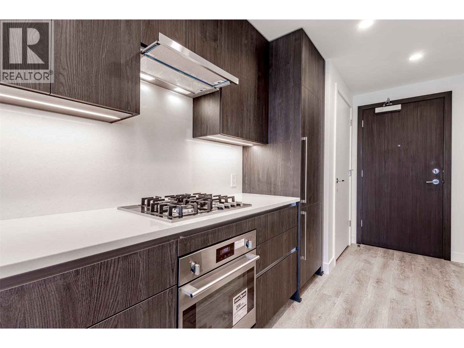 238 Leon Avenue Unit# 1401