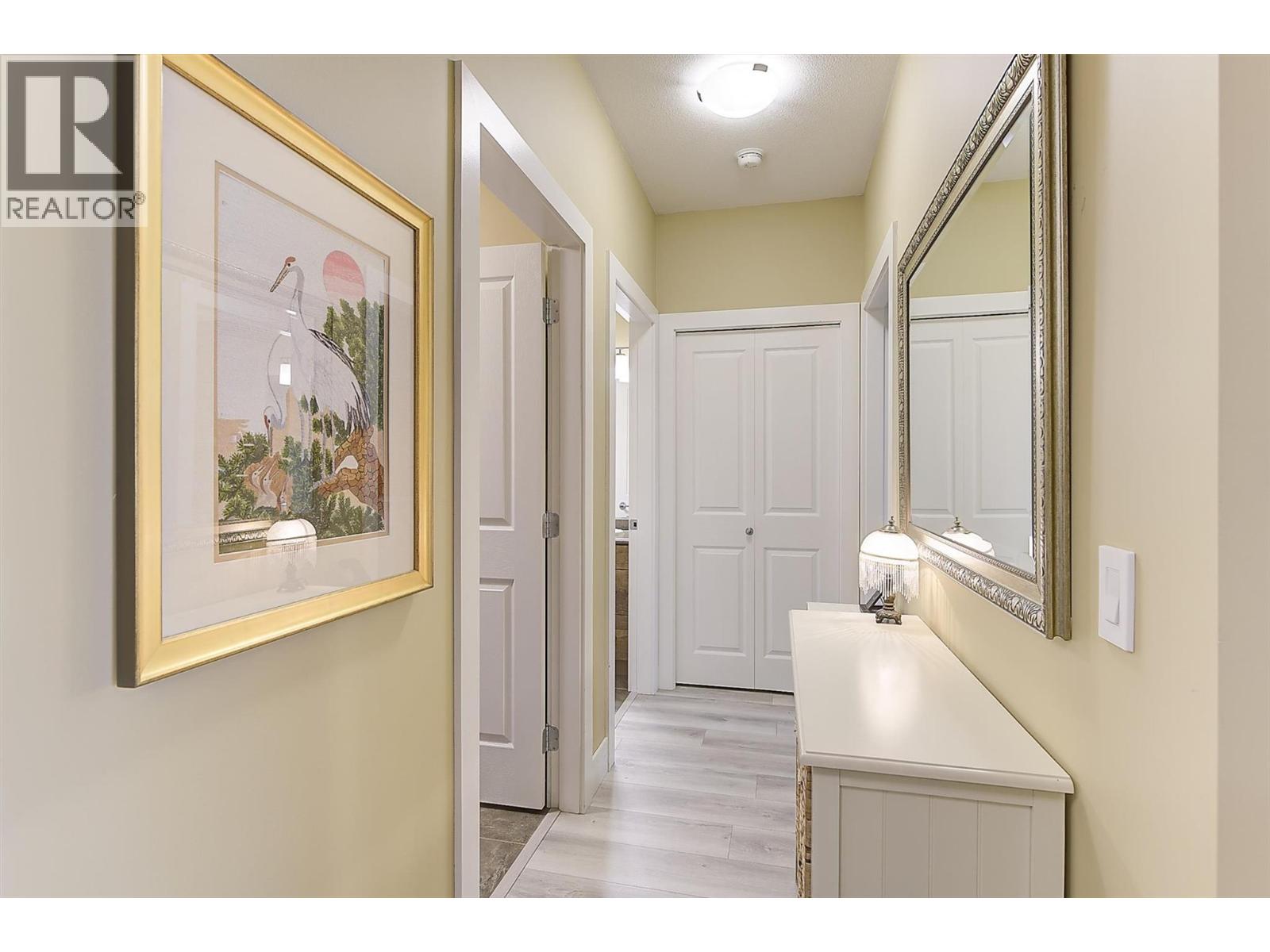 2532 Shoreline Drive Unit# 214