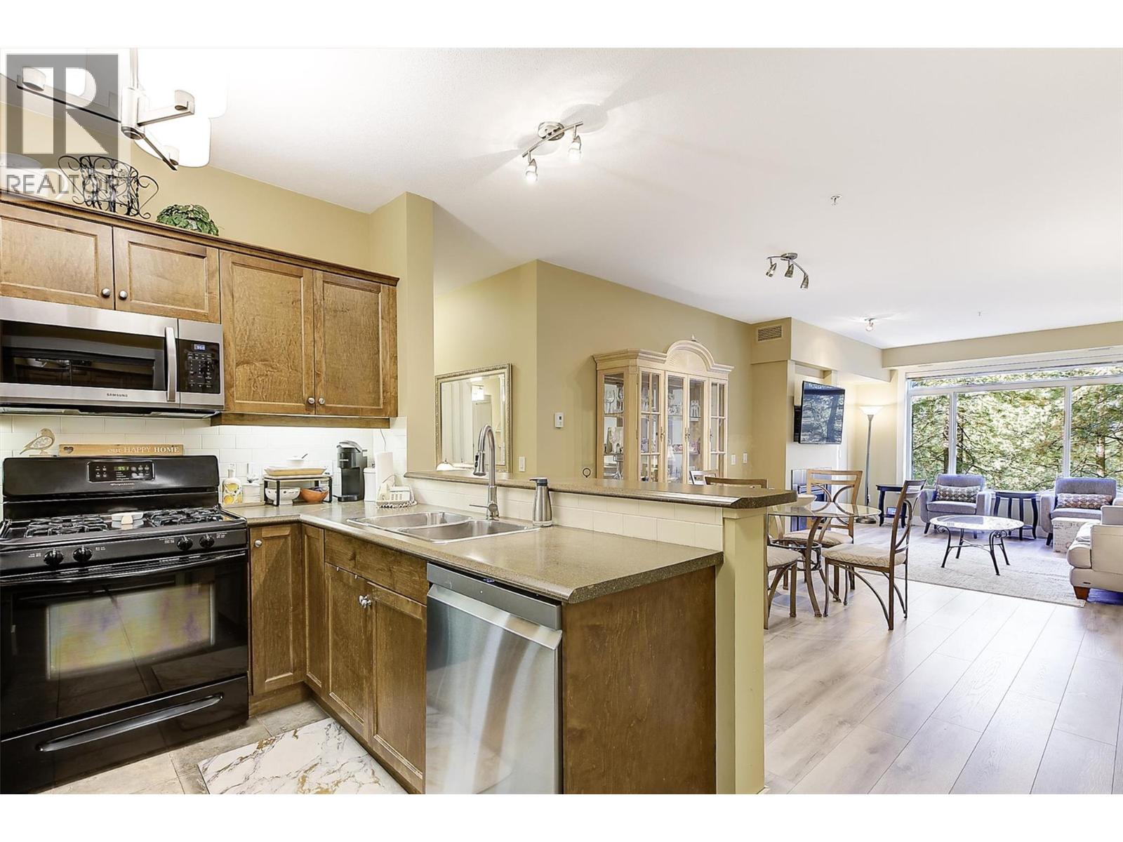 2532 Shoreline Drive Unit# 214