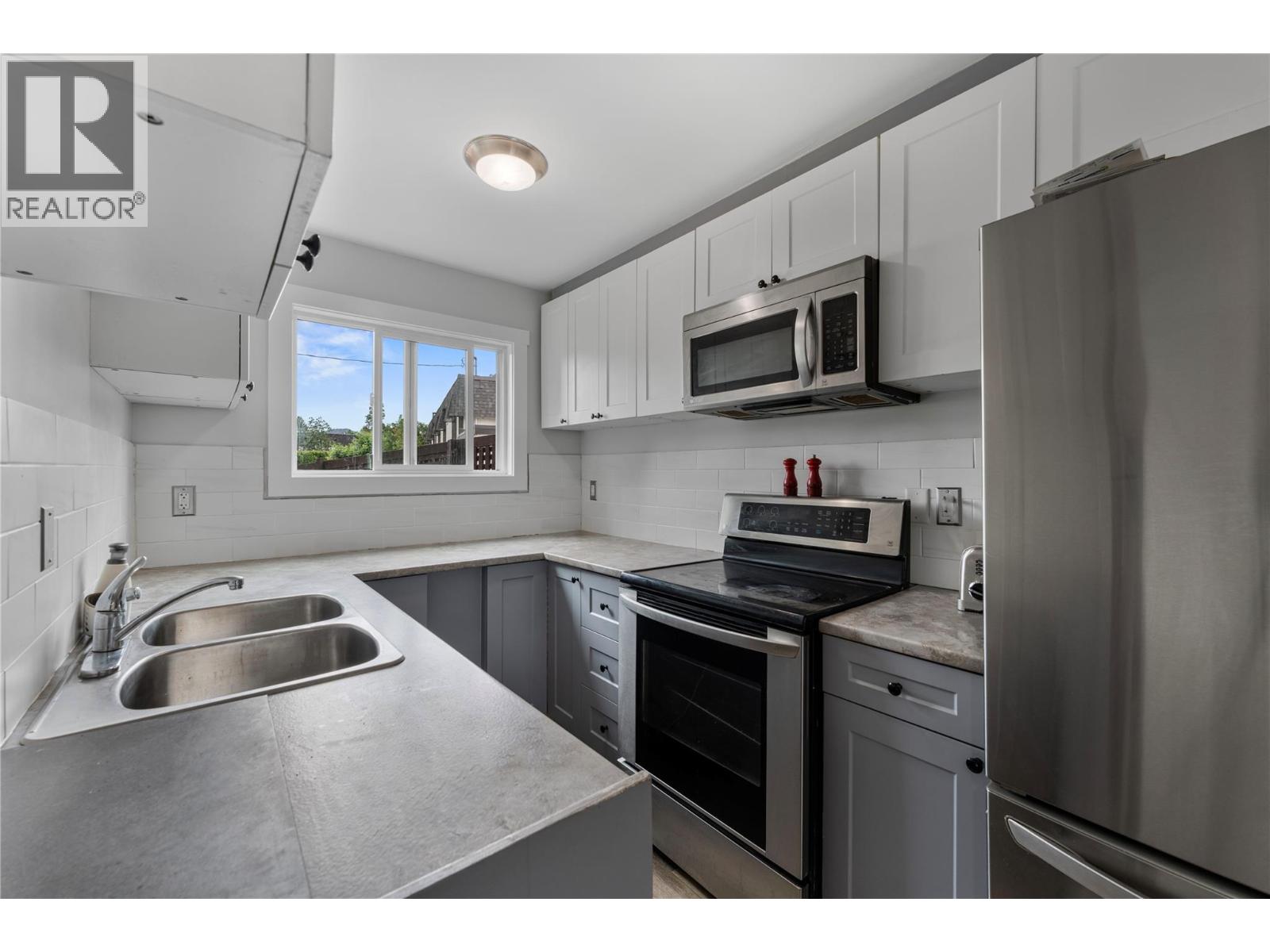 3135 Walnut Street Unit# 5