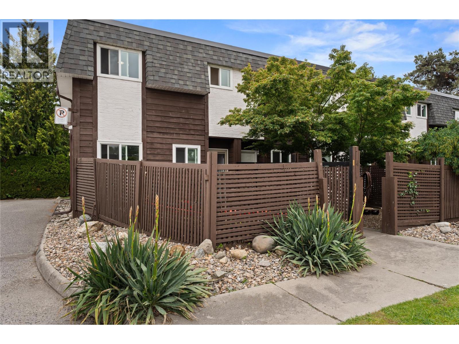 3135 Walnut Street Unit# 5