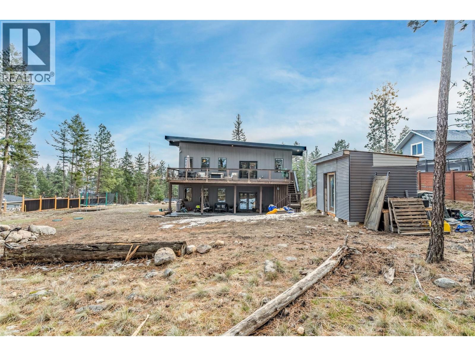 761 Fairbridge Road