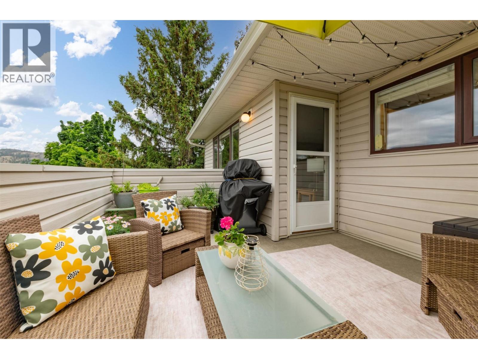 1672 Thayer Court