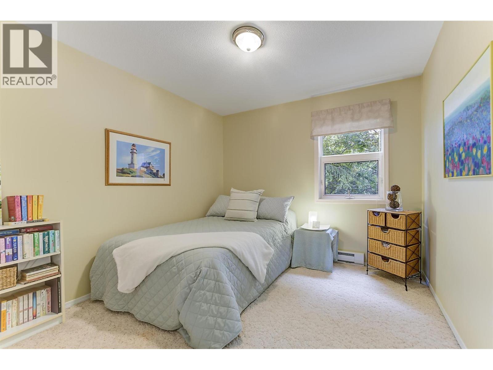 1672 Thayer Court