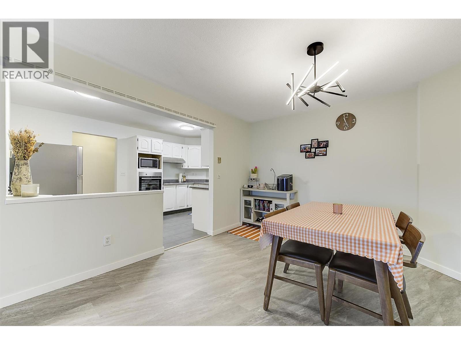 1534 Lawrence Avenue Unit# 203
