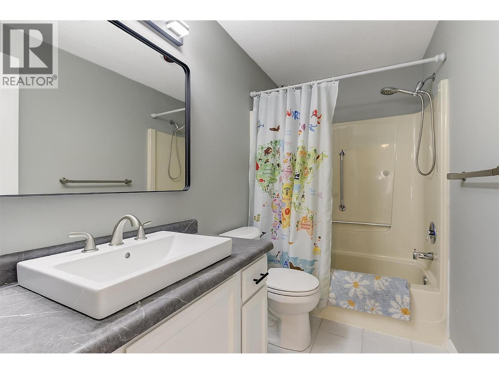 1534 Lawrence Avenue Unit# 203