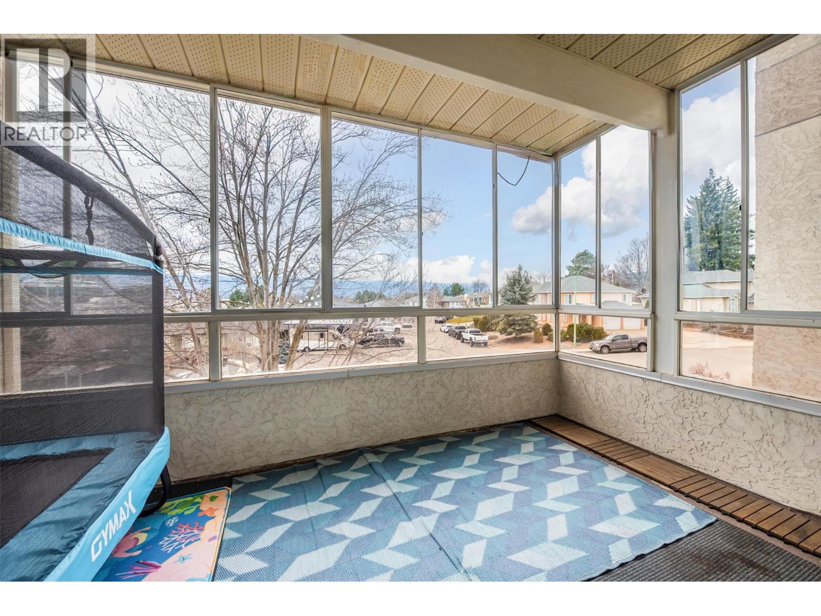 1534 Lawrence Avenue Unit# 203