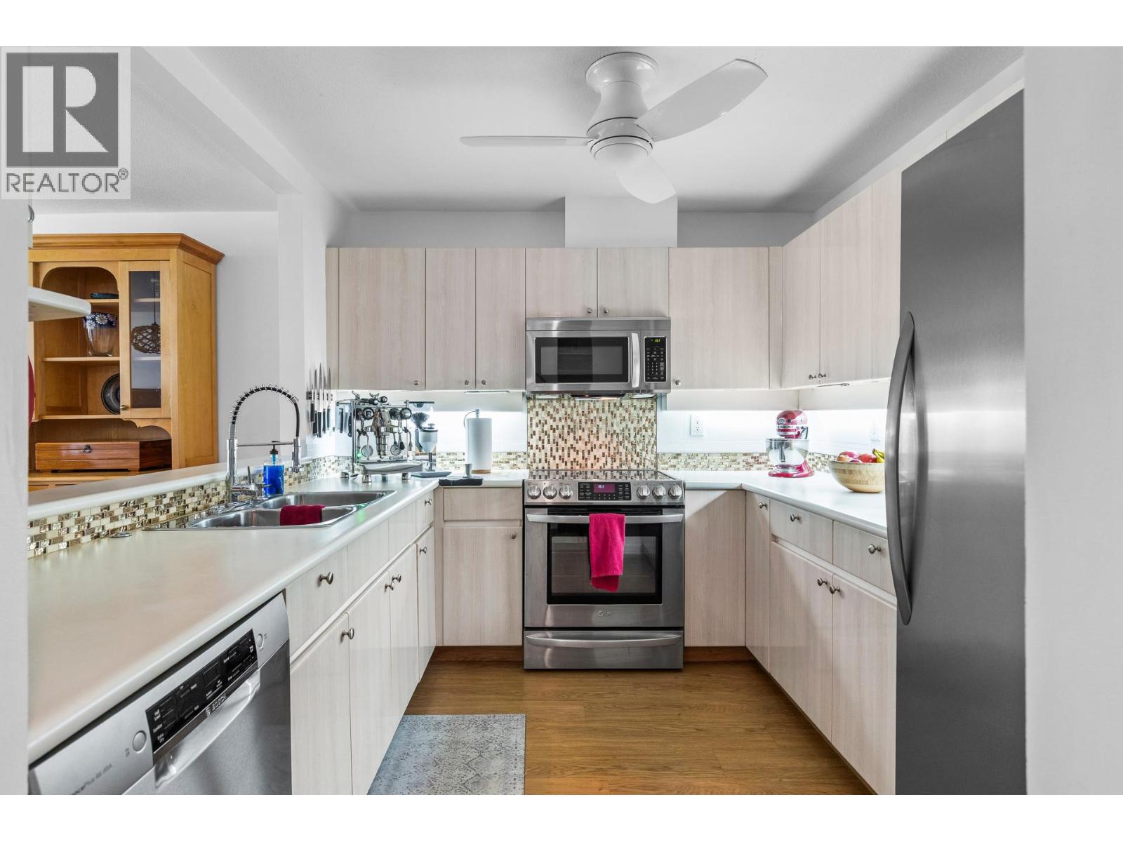 3157 Casorso Road Unit# 105