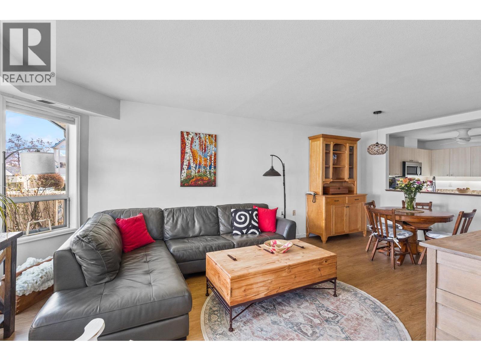 3157 Casorso Road Unit# 105