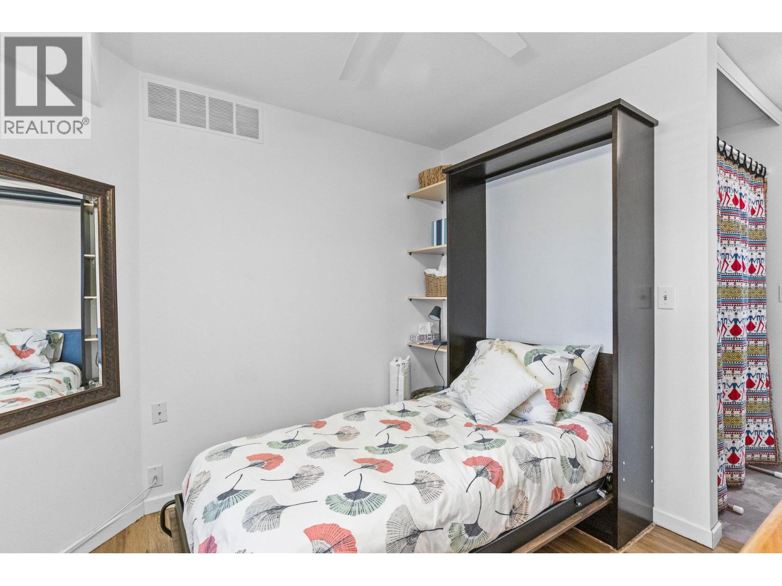 3157 Casorso Road Unit# 105
