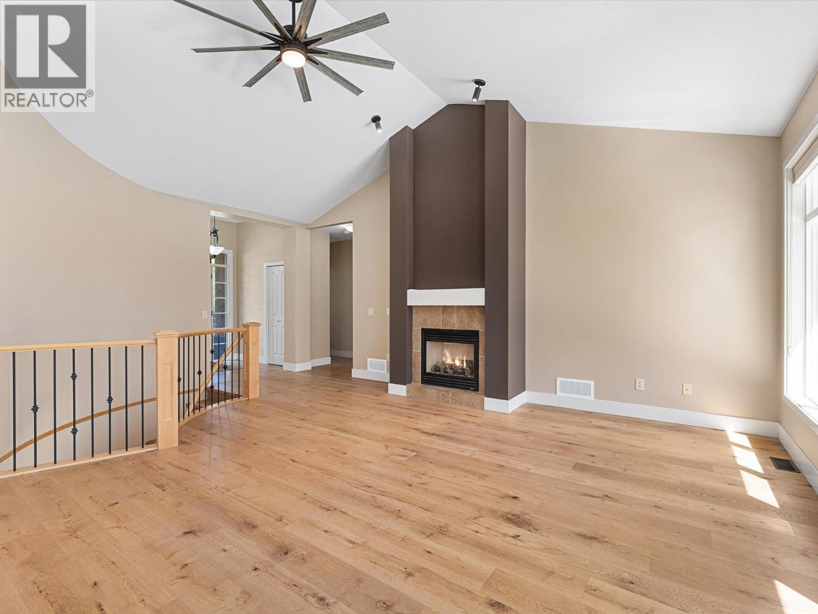 2413 Cobblestone Road