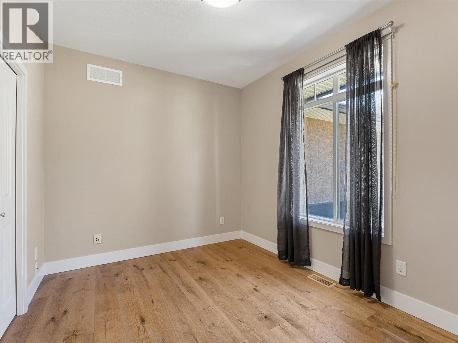 2413 Cobblestone Road