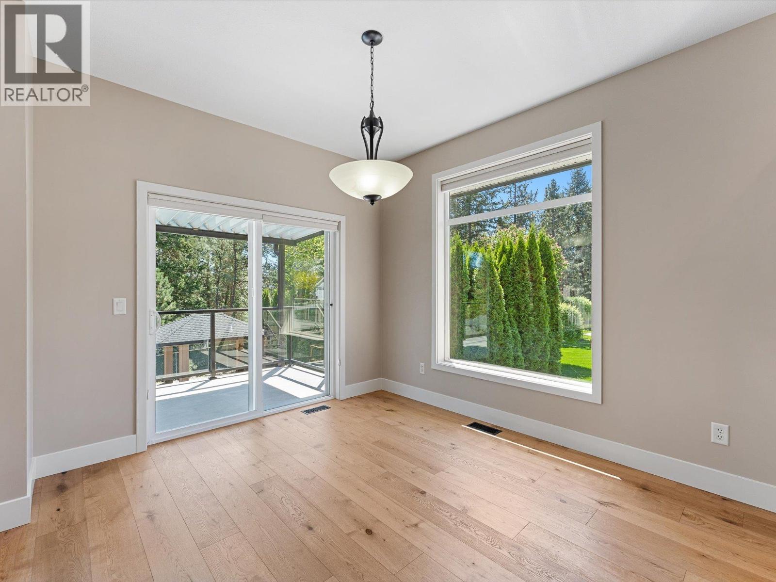 2413 Cobblestone Road