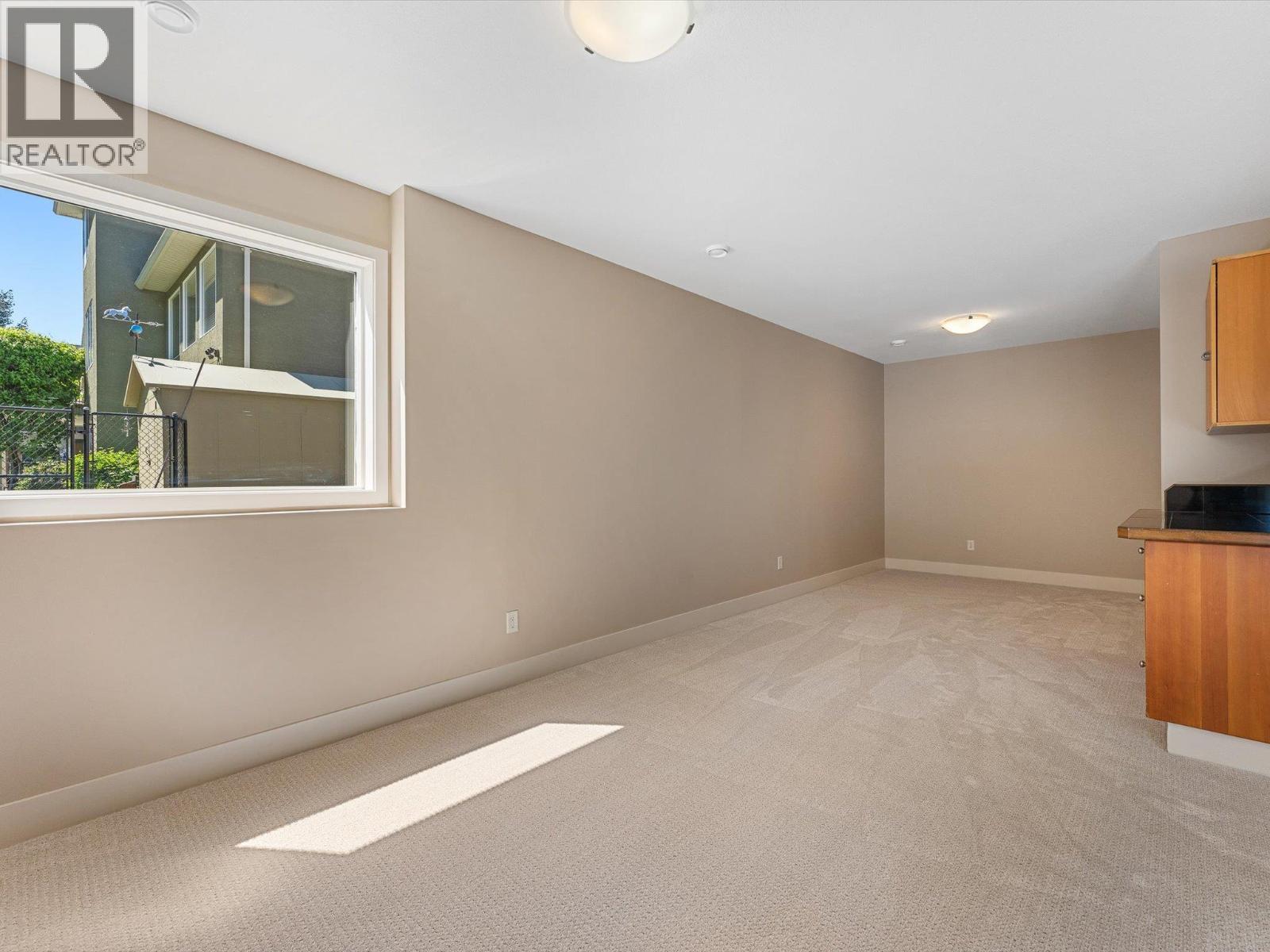 2413 Cobblestone Road