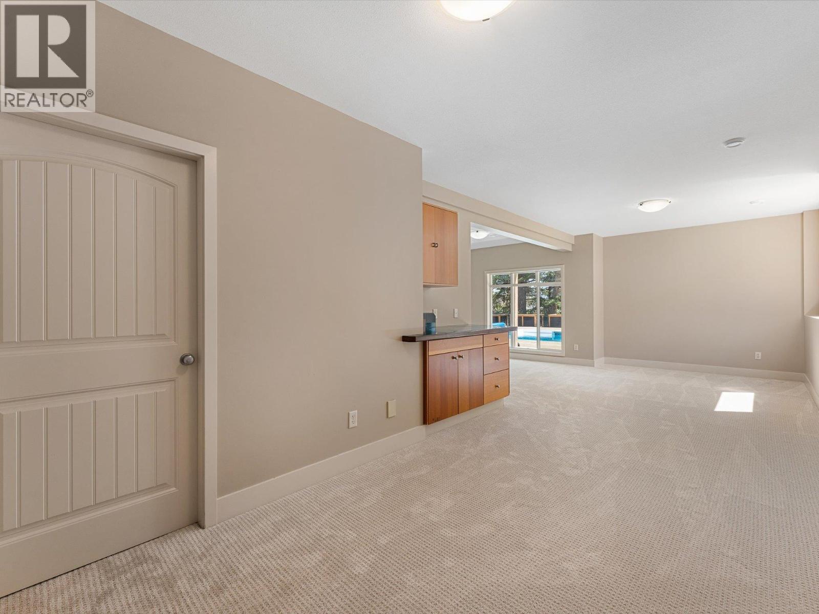 2413 Cobblestone Road