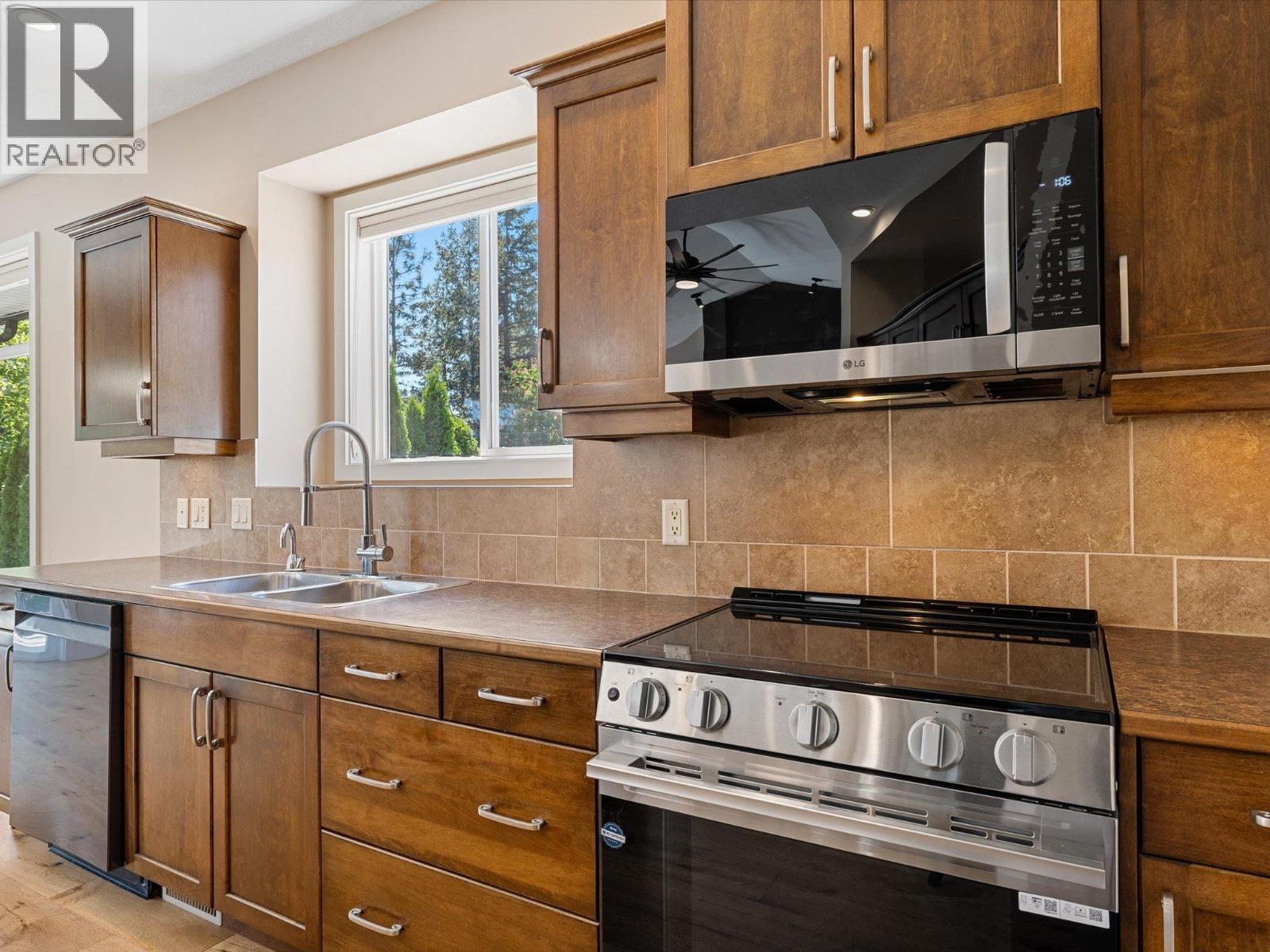 2413 Cobblestone Road