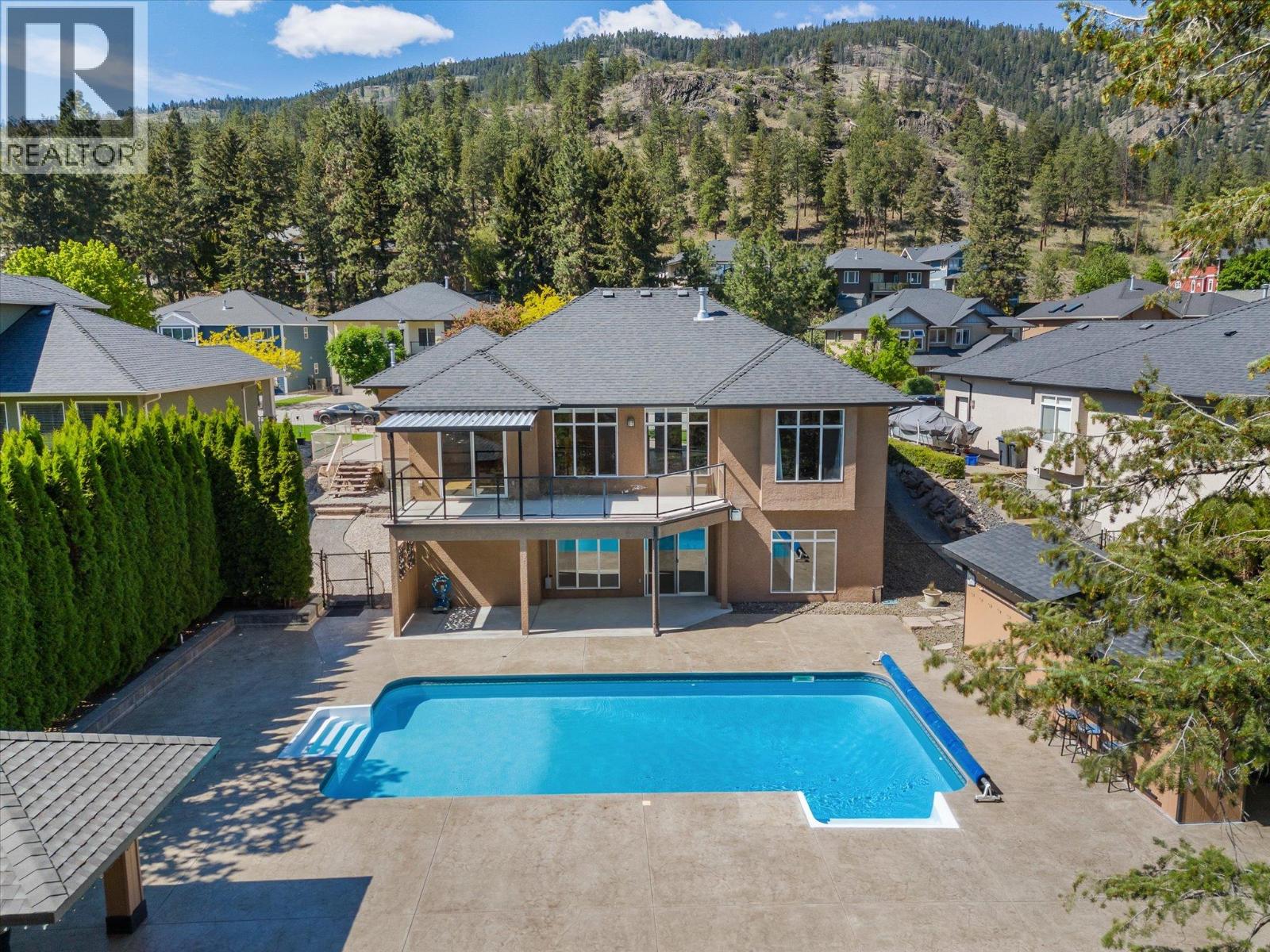 2413 Cobblestone Road