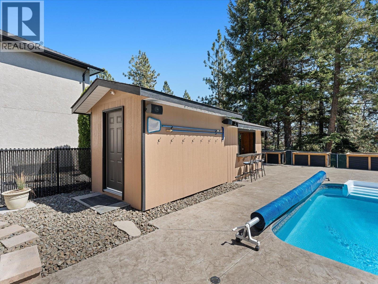 2413 Cobblestone Road