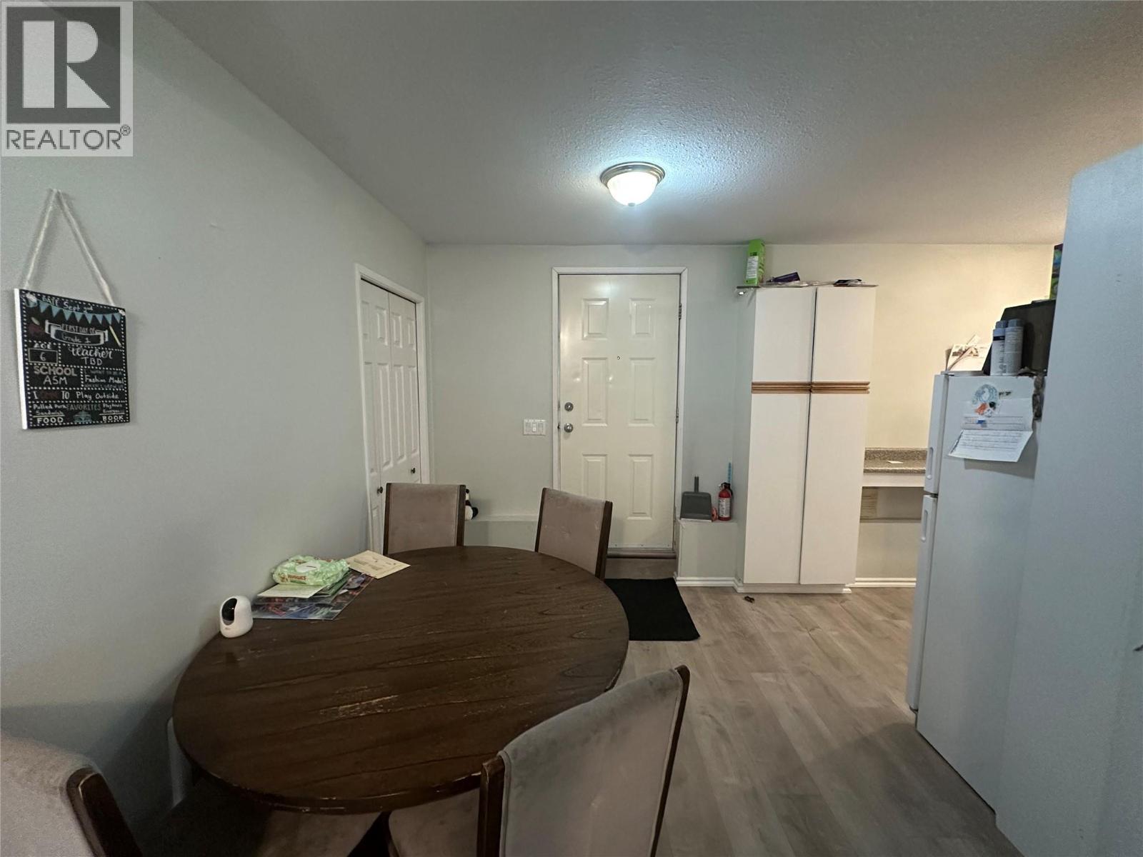 432 Wardlaw Avenue