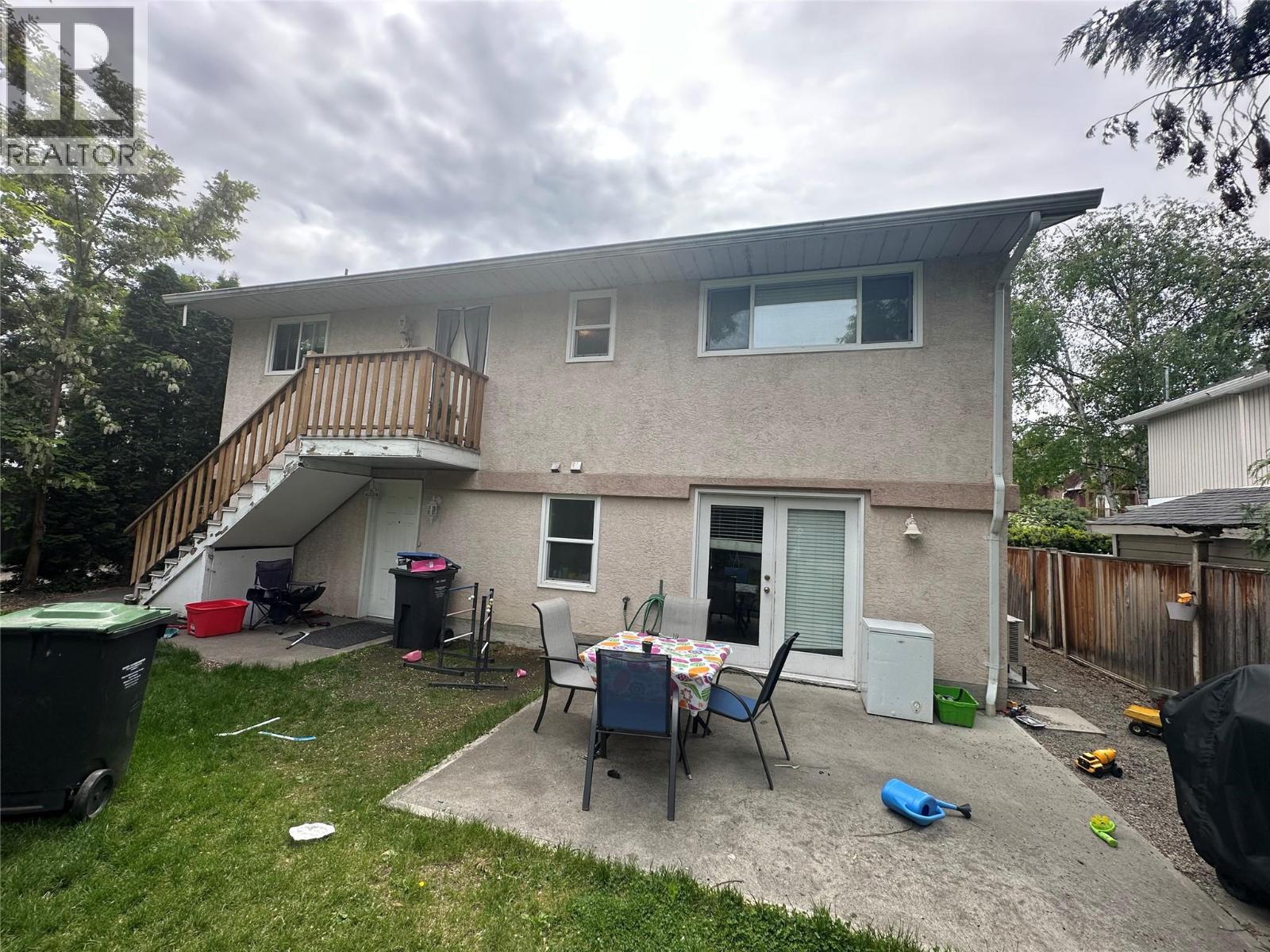 432 Wardlaw Avenue