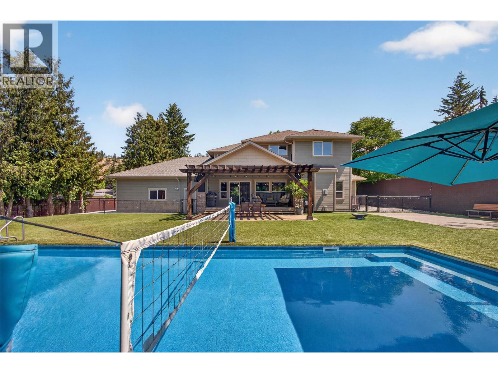 4588 Raymer Road