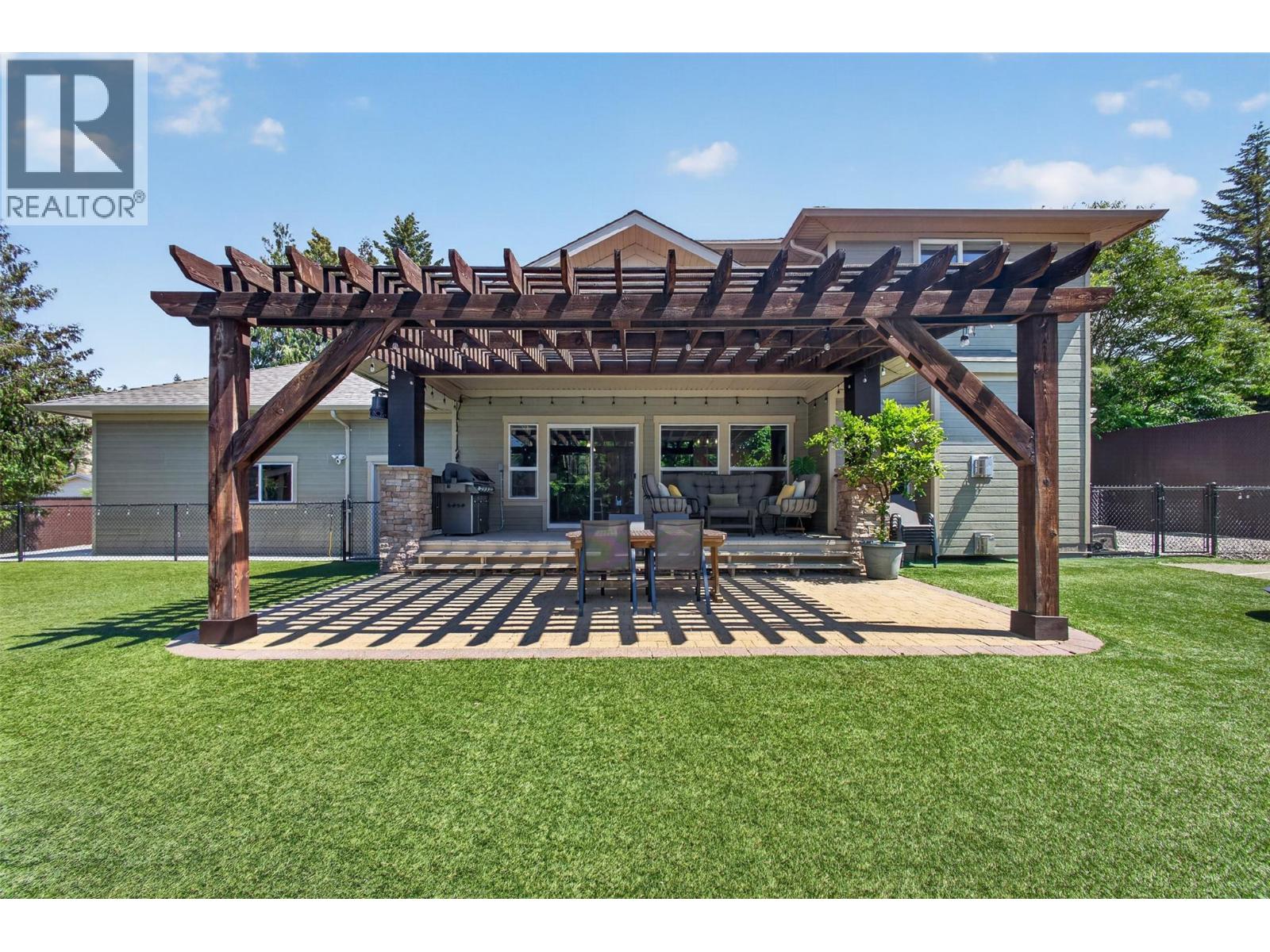 4588 Raymer Road