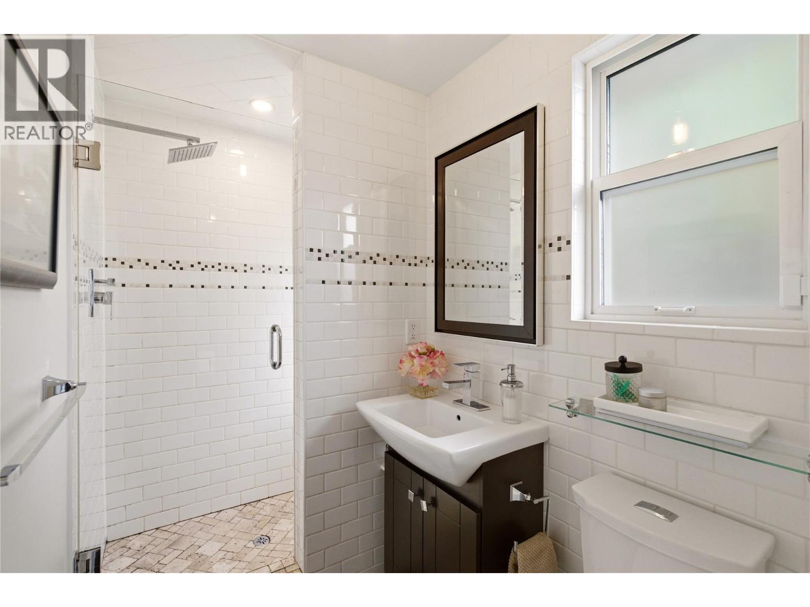 4337 Dunvegan Court