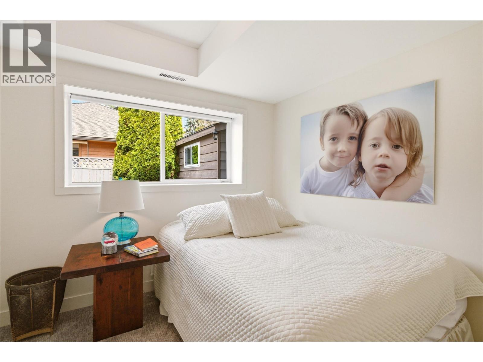 4337 Dunvegan Court