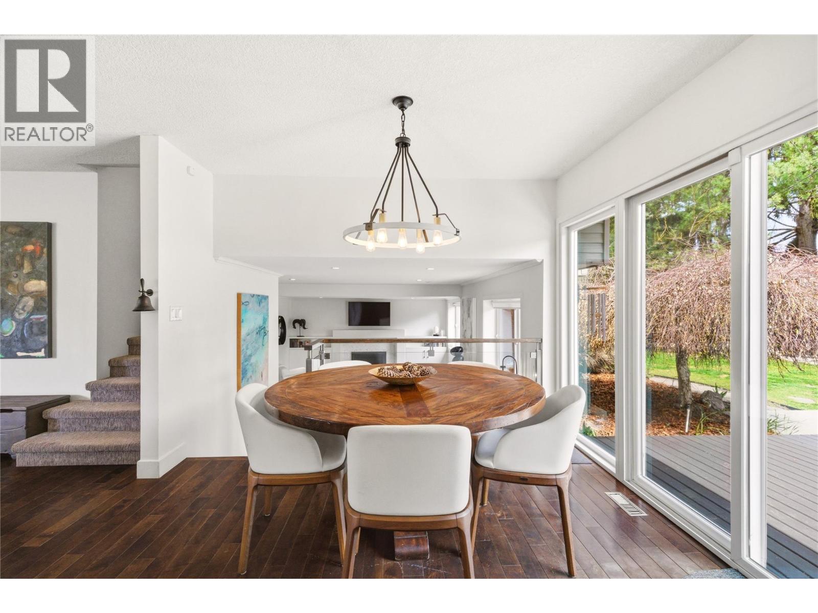 4337 Dunvegan Court