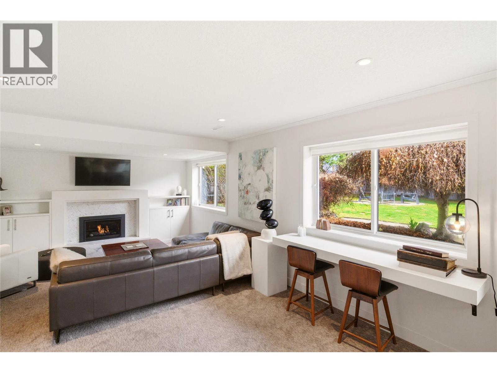 4337 Dunvegan Court
