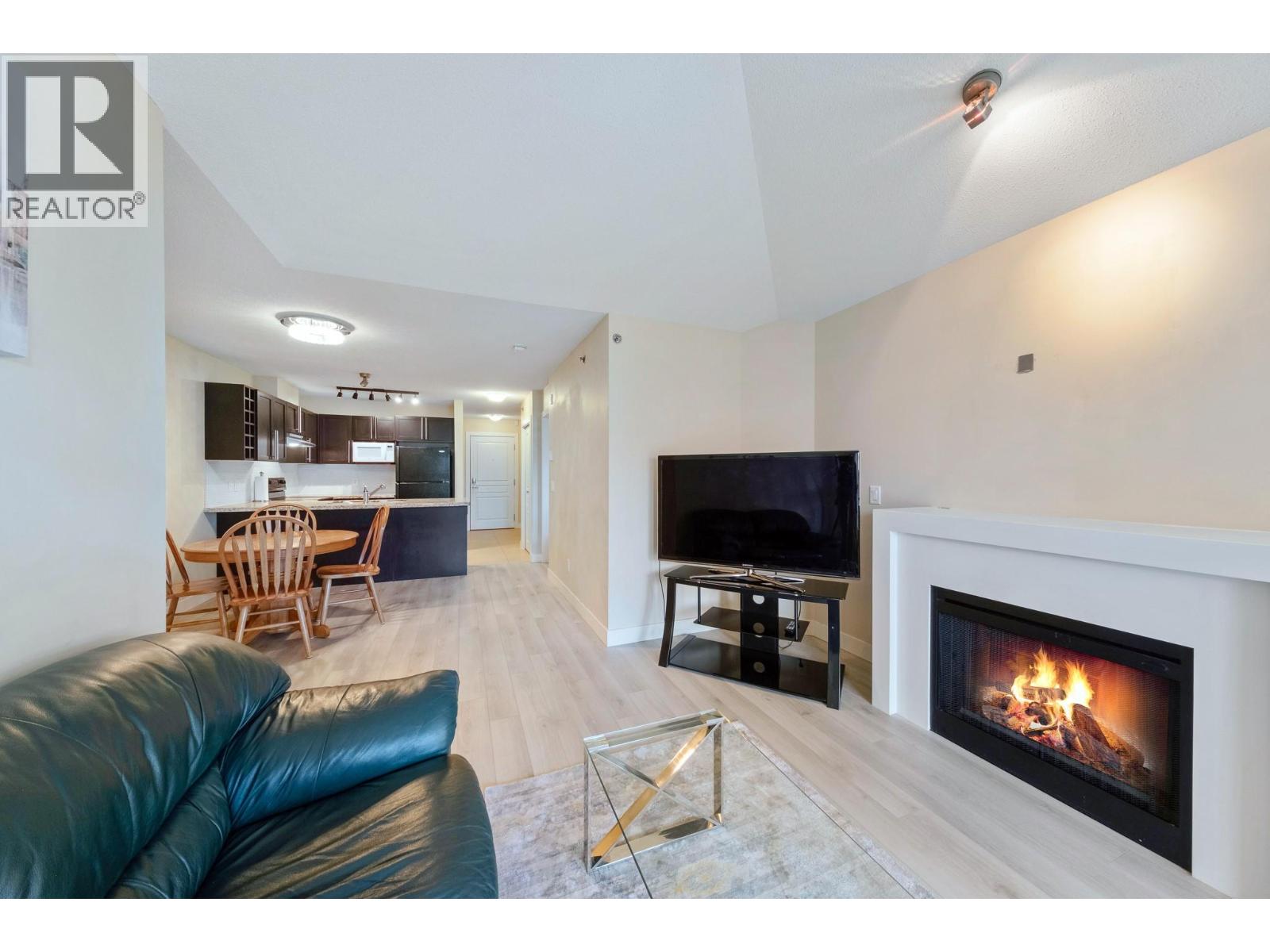 1089 Sunset Drive Unit# 402