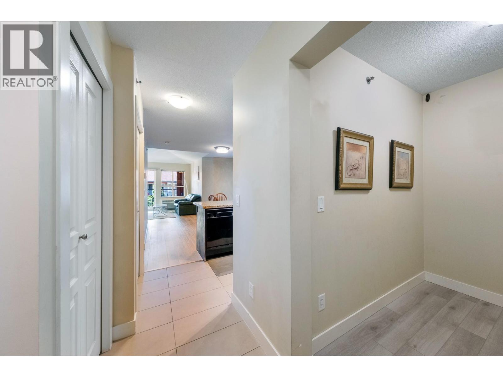1089 Sunset Drive Unit# 402