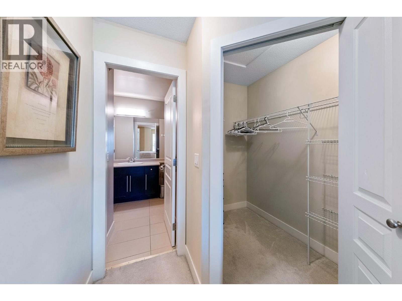 1089 Sunset Drive Unit# 402