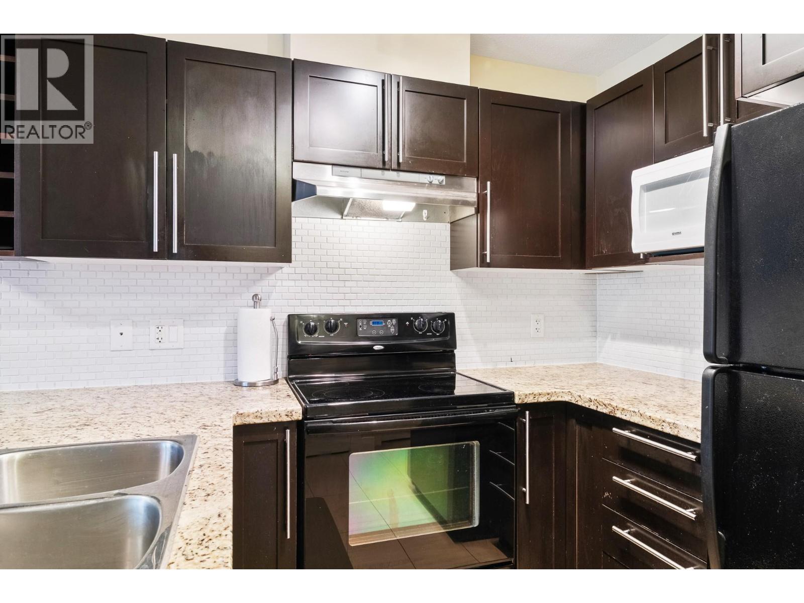 1089 Sunset Drive Unit# 402