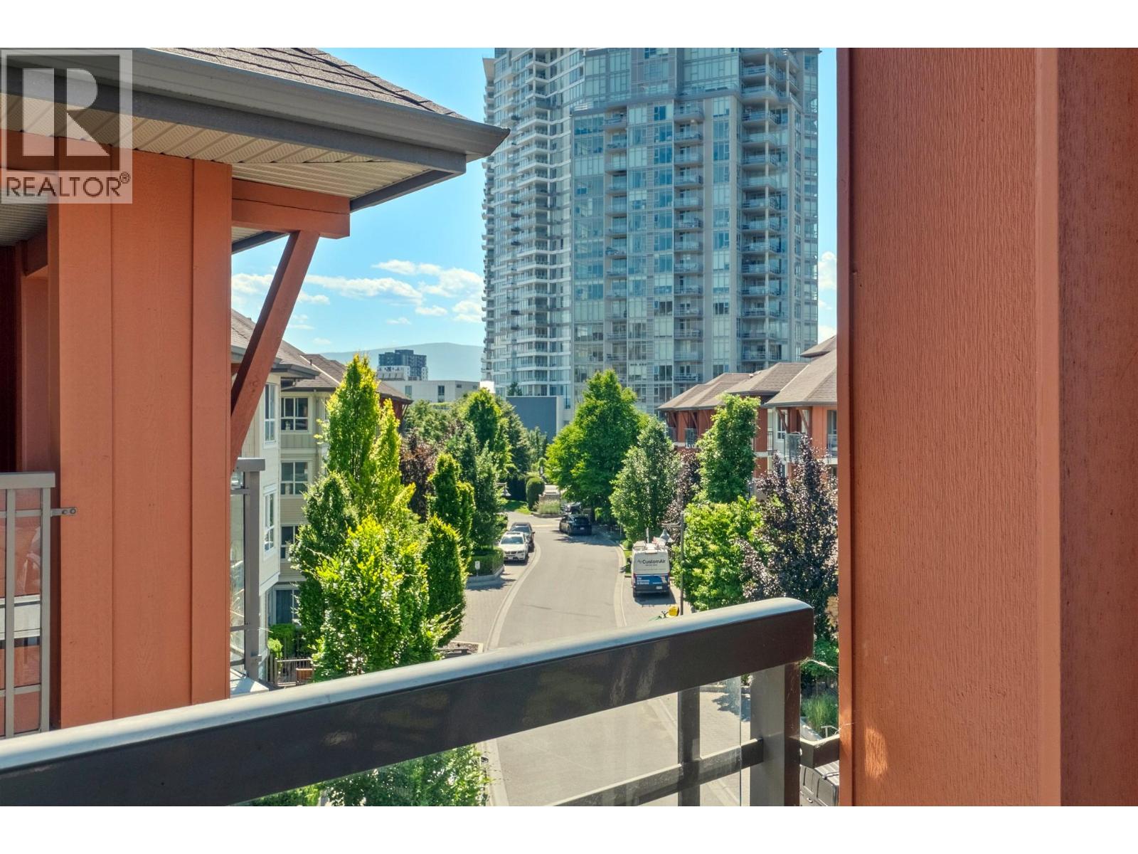 1089 Sunset Drive Unit# 402