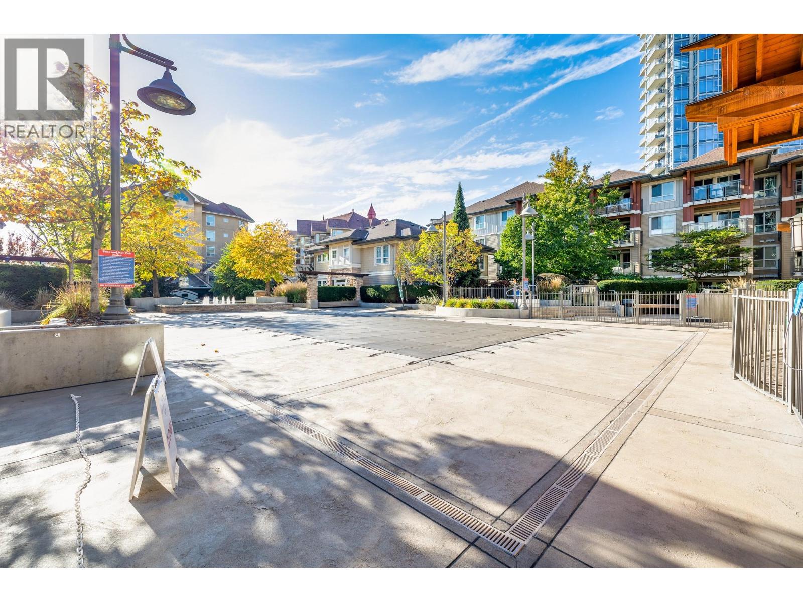 1089 Sunset Drive Unit# 402