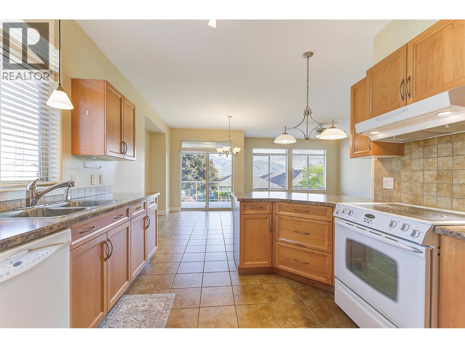 4035 Gellatly Road S Unit# 135