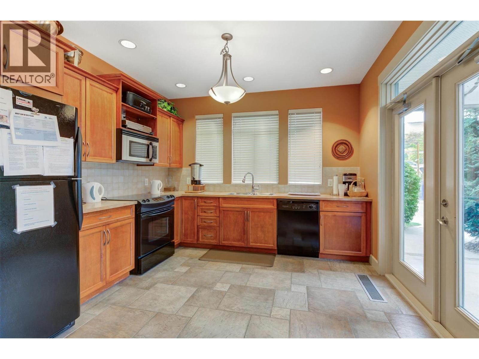4035 Gellatly Road S Unit# 135