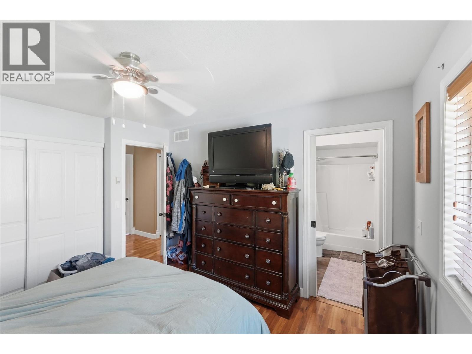 3528 Glen Eagles Drive