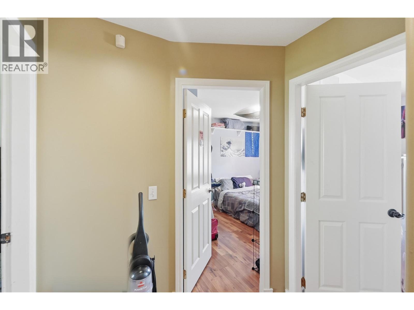 3528 Glen Eagles Drive