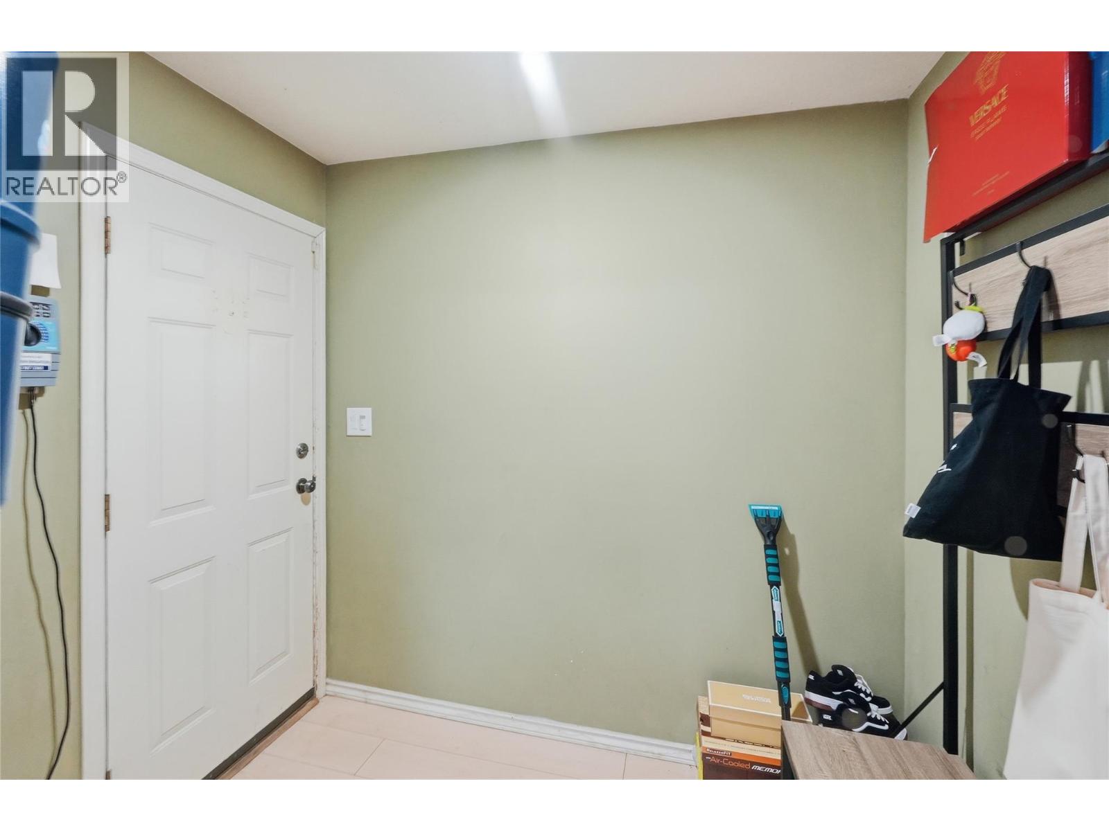 3528 Glen Eagles Drive