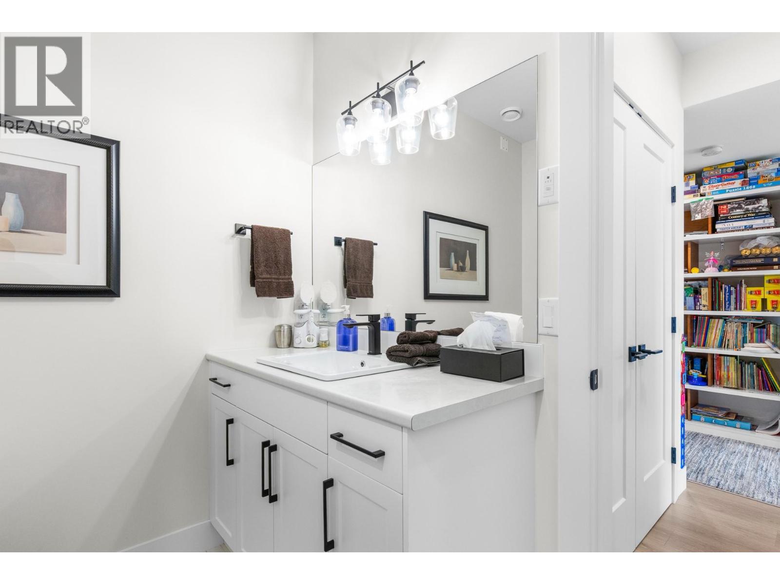 796 Kuipers Crescent Unit# 2