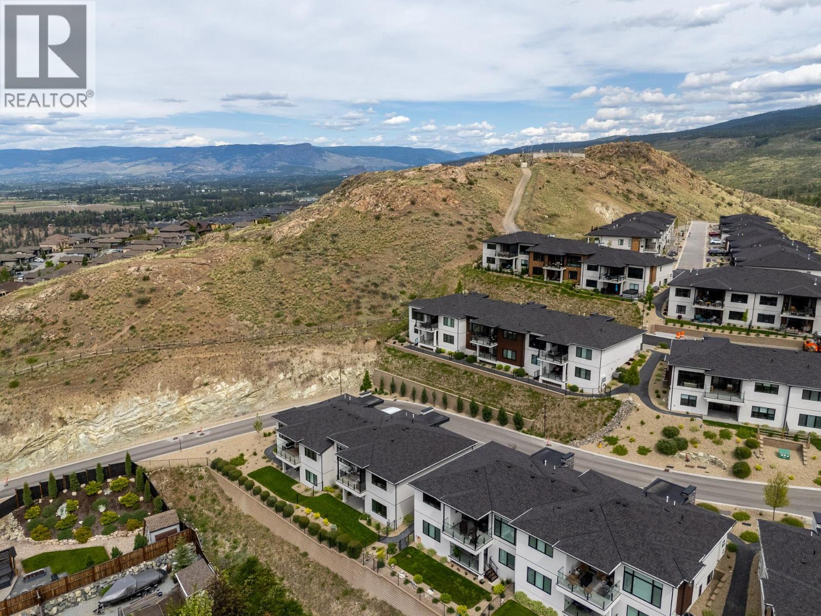 796 Kuipers Crescent Unit# 2