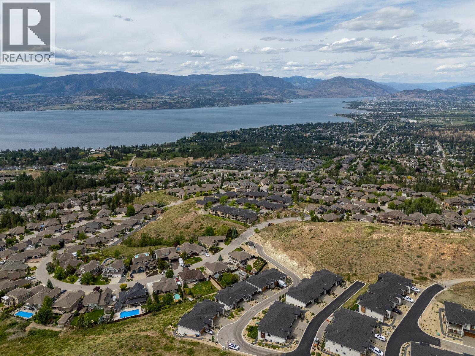 796 Kuipers Crescent Unit# 2